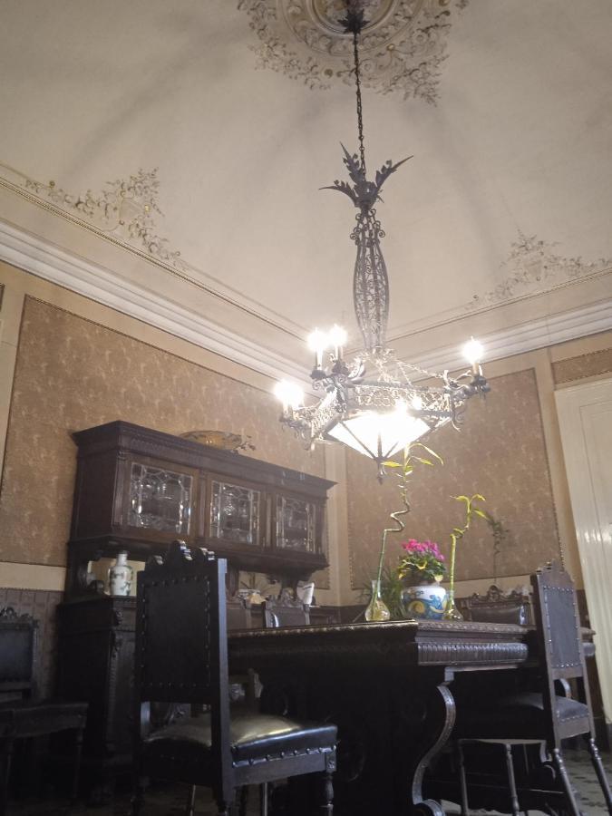Bed And Books Isabella Bed & Breakfast คาตาเนีย ภายนอก รูปภาพ