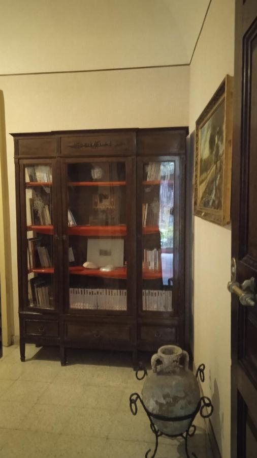 Bed And Books Isabella Bed & Breakfast คาตาเนีย ภายนอก รูปภาพ